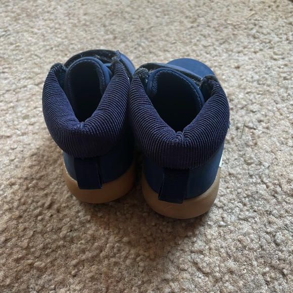 Wonder Nation Toddler Boys Size 5 Blue High Tops - Picture 2 of 8